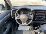 2015 Mitsubishi Outlander ES Dashboard