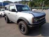 2022 Ford Bronco Outer Banks 4x4 2-Door Front 3/4 View