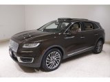 2019 Lincoln Nautilus Reserve AWD Front 3/4 View