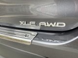 2022 Toyota Highlander XLE AWD Marks and Logos