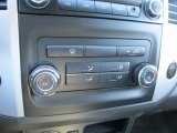 2016 Nissan Frontier S King Cab Controls