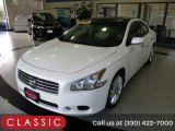 Winter Frost White Nissan Maxima in 2009