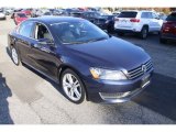 2014 Volkswagen Passat 1.8T SE Front 3/4 View