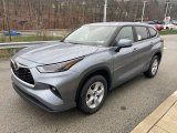 2023 Toyota Highlander LE Front 3/4 View