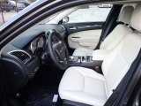 2022 Chrysler 300 Touring L AWD Linen/Black Interior