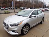 2022 Hyundai Accent Limited Front 3/4 View