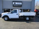 2016 Oxford White Ford F250 Super Duty XL Regular Cab Chassis #145243071