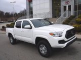 2022 Toyota Tacoma SR5 Double Cab 4x4 Front 3/4 View