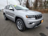 2021 Jeep Grand Cherokee Limited 4x4 Front 3/4 View