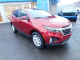 2023 Chevrolet Equinox LT AWD Front 3/4 View