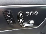 2017 Kia K900 Luxury 5.0 Controls