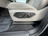 2022 Jeep Wagoneer Series II 4x4 Front Seat