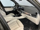 2022 BMW X5 xDrive40i Front Seat