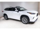 Wind Chill Pearl Toyota Highlander in 2022