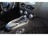 2021 Aston Martin Vantage Coupe Controls