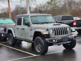 2021 Jeep Gladiator Mojave 4x4 Front 3/4 View
