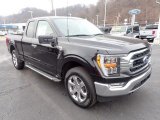 2022 Ford F150 XLT SuperCab 4x4 Front 3/4 View