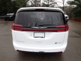2023 Chrysler Pacifica Hybrid Touring L Marks and Logos
