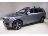 2018 Volvo XC90 T6 AWD R-Design Front 3/4 View
