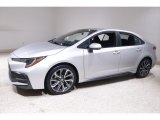 2022 Toyota Corolla SE Front 3/4 View