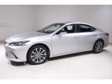 2019 Lexus ES 350 Front 3/4 View