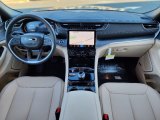 2023 Jeep Grand Cherokee Limited 4x4 Global Black Interior