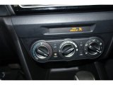 2016 Mazda MAZDA3 i Sport 4 Door Controls