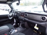 2023 Jeep Wrangler Unlimited Sahara 4x4 Dashboard