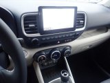 2023 Hyundai Venue Limited Controls