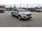 2019 Ford Edge SEL AWD Front 3/4 View
