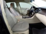 2017 Ford Taurus SE Front Seat