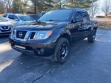 2018 Nissan Frontier SV Crew Cab Front 3/4 View