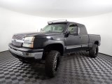 2005 Chevrolet Silverado 1500 Z71 Extended Cab 4x4 Front 3/4 View