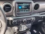 2023 Jeep Wrangler Willys 4x4 Controls