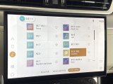 2022 Jaguar XF R-Dynamic SE AWD Controls