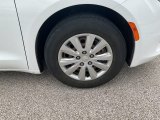 Chrysler Voyager 2020 Wheels and Tires