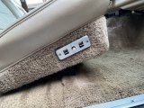 1989 Jeep Grand Wagoneer 4x4 Front Seat