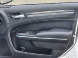 2022 Chrysler 300 Touring AWD Door Panel