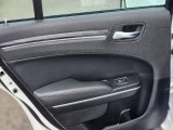 2022 Chrysler 300 Touring AWD Door Panel