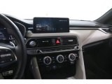 2022 Genesis G70 3.3T AWD Controls