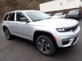 2023 Jeep Grand Cherokee 4XE Front 3/4 View