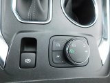 2023 Chevrolet Traverse Premier Controls