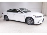 Eminent White Pearl Lexus ES in 2019