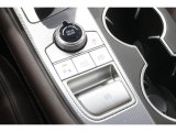 2022 Genesis G70 2.0T AWD Controls