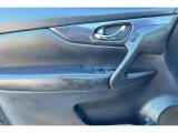 2017 Nissan Rogue SV Door Panel