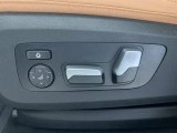 2023 BMW X6 xDrive40i Controls