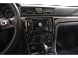 2018 Volkswagen Passat GT Controls