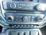 2018 Chevrolet Silverado 3500HD LTZ Crew Cab 4x4 Controls