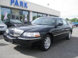 2009 Black Lincoln Town Car Signature Limited #14583295