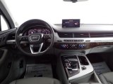 2019 Audi Q7 45 Premium Plus quattro Dashboard